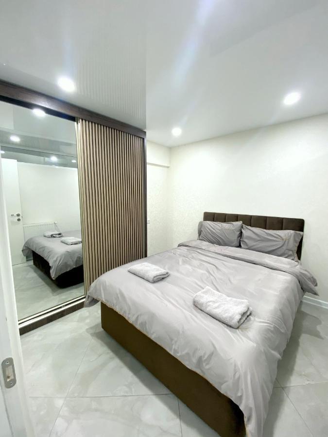 Gss - B Apartment Tbilisi Exteriör bild